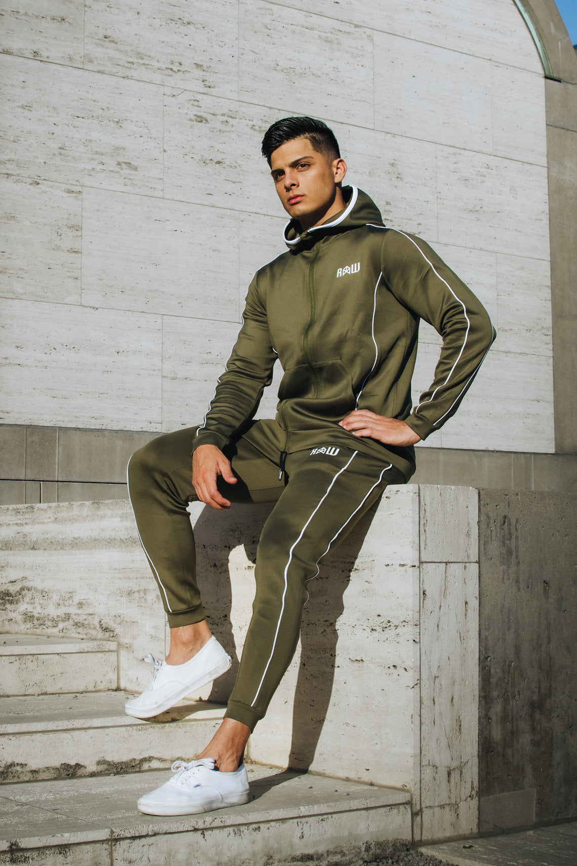 Essential Track Jacket- RG507